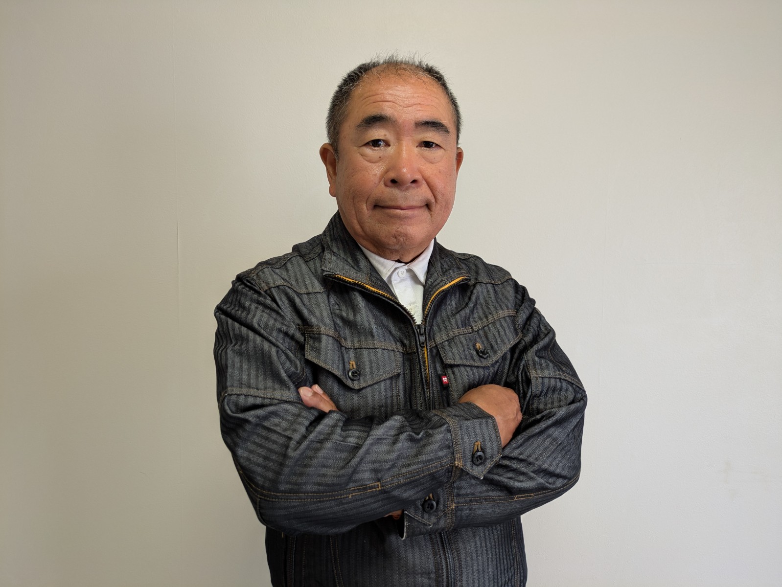 「飯野敏浩　(いいの　としひろ)」の顔写真