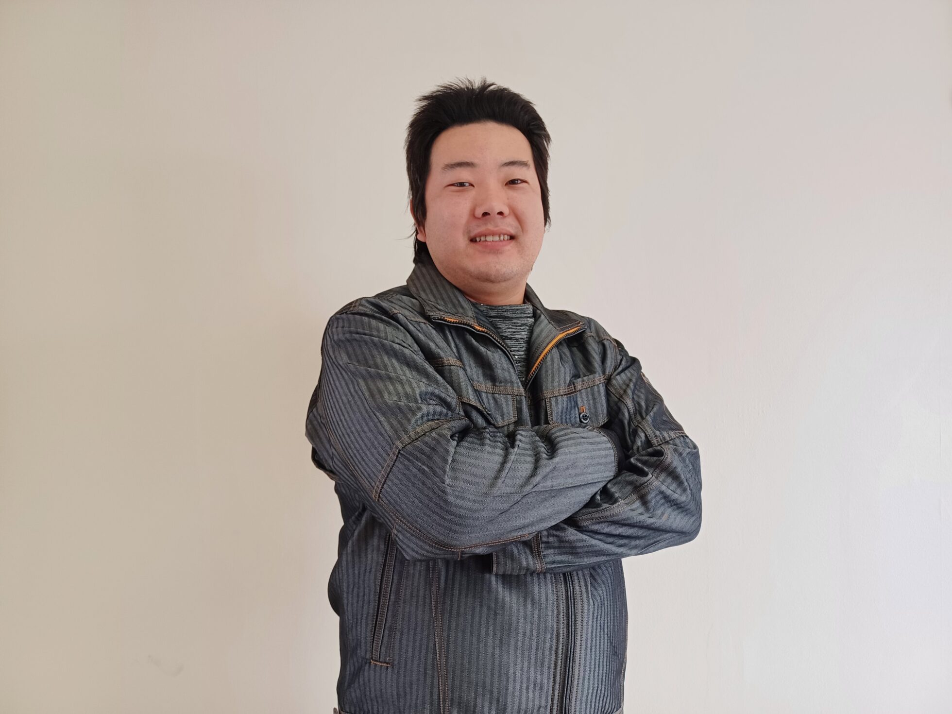 「長谷川健太(はせがわ けんた)」の顔写真