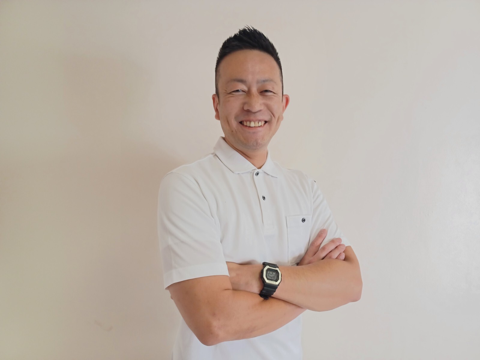 「小峰康史（こみね　やすし）」の顔写真